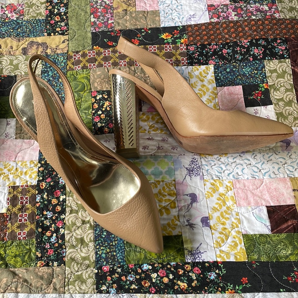 Coach Finley sling back pumps